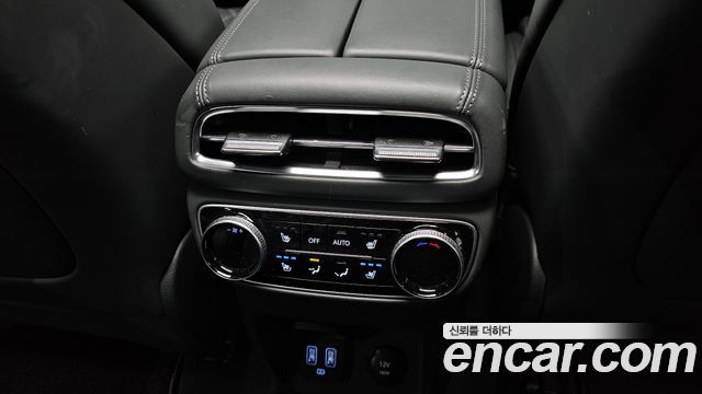 Genesis GV80 2022 — photo 19