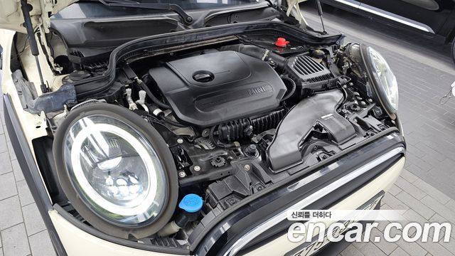 Mini Cooper Convertible 2022 — photo 6