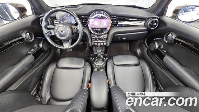 Mini Cooper Convertible 2022 — photo 7