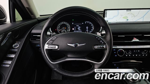 Genesis G80 2023 — photo 13