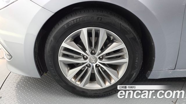 Hyundai Grandeur 2015 — photo 5
