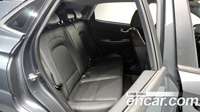 Hyundai Kona 2022 — photo 12