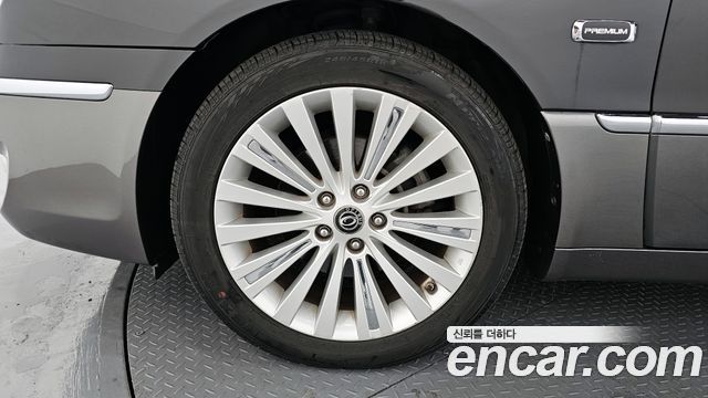 Kia OPIRUS 2010 — photo 5