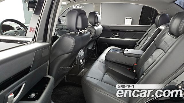 Kia OPIRUS 2010 — photo 12