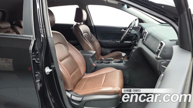 Kia Sportage 2018 — photo 11