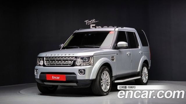 Land Rover Discovery 2016 — photo 1