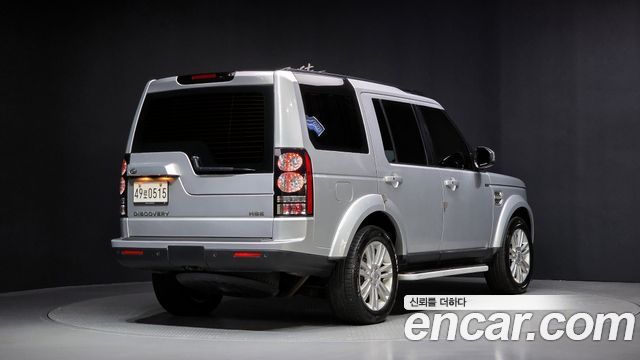 Land Rover Discovery 2016 — photo 2