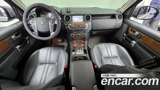 Land Rover Discovery 2016 — photo 7