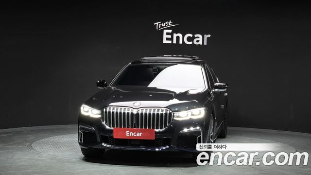 BMW 7-Series 2021 — photo 3