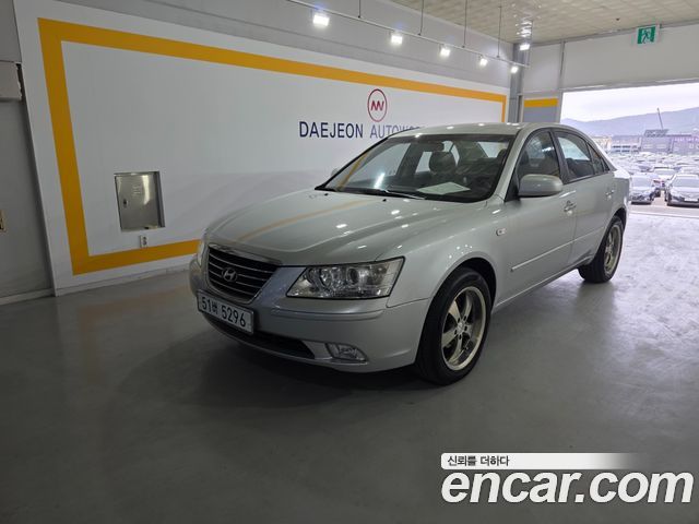 Hyundai Sonata 2010 — photo 2