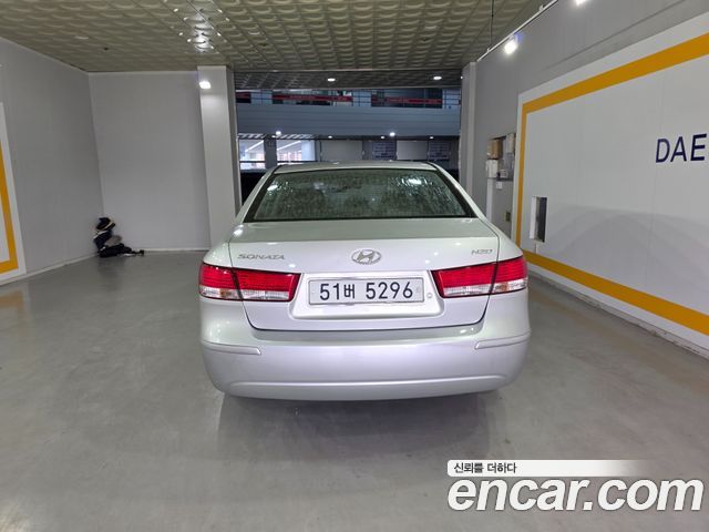 Hyundai Sonata 2010 — photo 4