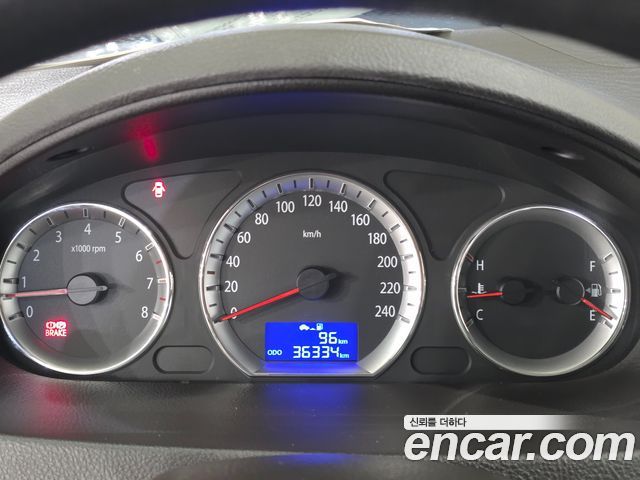 Hyundai Sonata 2010 — photo 11