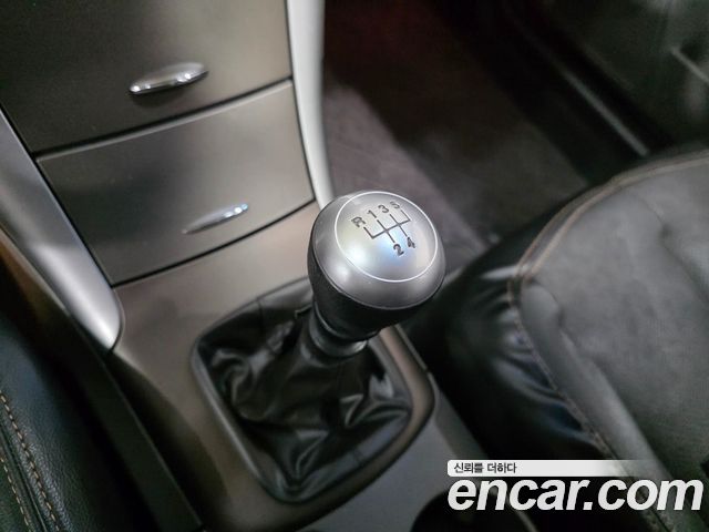 Hyundai Sonata 2010 — photo 14