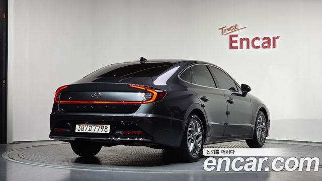 Hyundai Sonata 2022 — photo 2