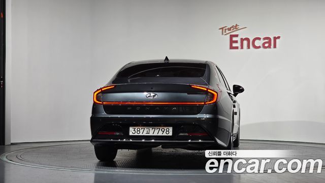 Hyundai Sonata 2022 — photo 4