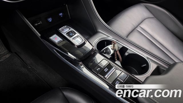Hyundai Sonata 2022 — photo 9