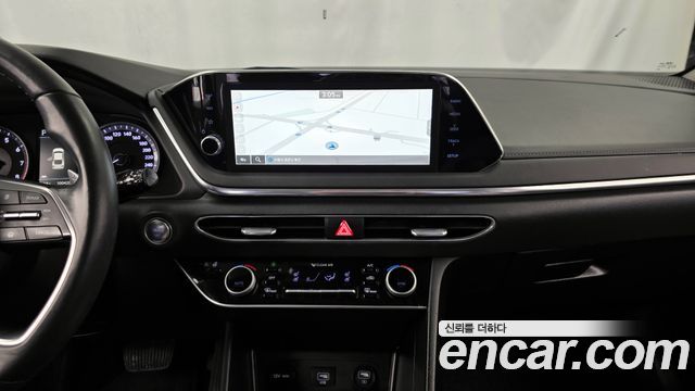 Hyundai Sonata 2022 — photo 14