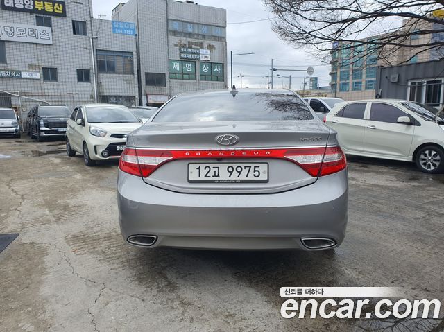 Hyundai Grandeur 2011 — photo 5