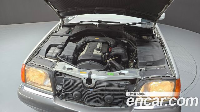 Mercedes-Benz S-Class 1997 — photo 6