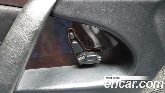 Mercedes-Benz S-Class 1997 — photo 14