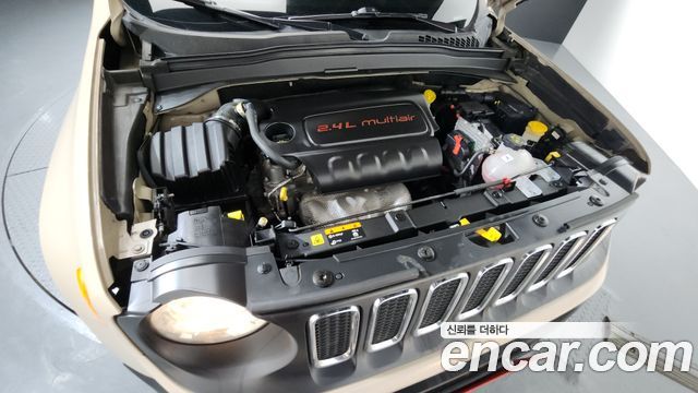 Jeep Renegade 2016 — photo 6