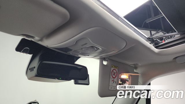 Jeep Renegade 2016 — photo 18