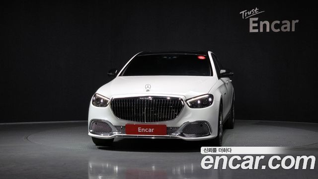 Mercedes-Benz E-Class 2022 — photo 3