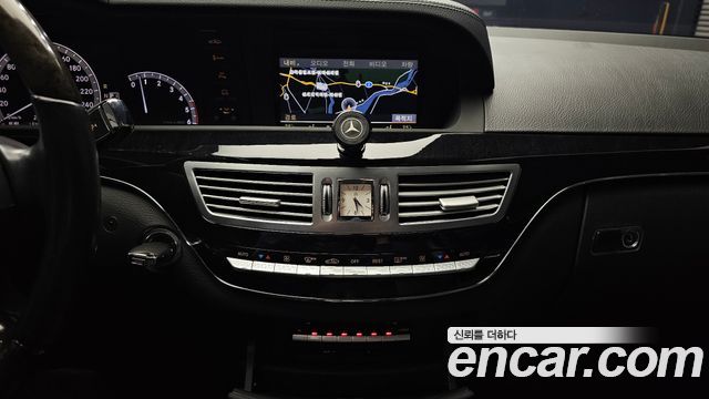 Mercedes-Benz S-Class 2012 — photo 14
