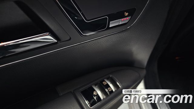 Mercedes-Benz S-Class 2012 — photo 18