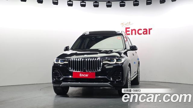 BMW X7 2022 — photo 3