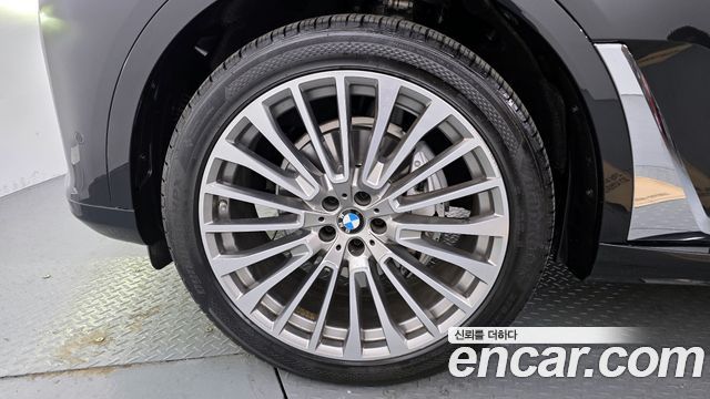 BMW X7 2022 — photo 5