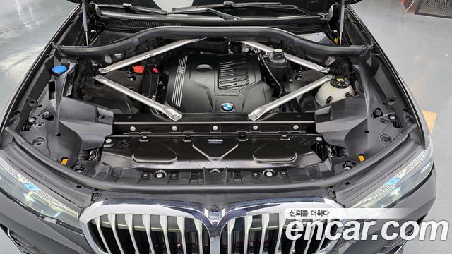 BMW X7 2022 — photo 6