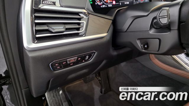 BMW X7 2022 — photo 15