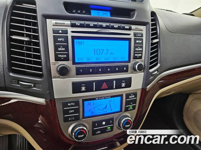 Hyundai Santafe 2011 — photo 10