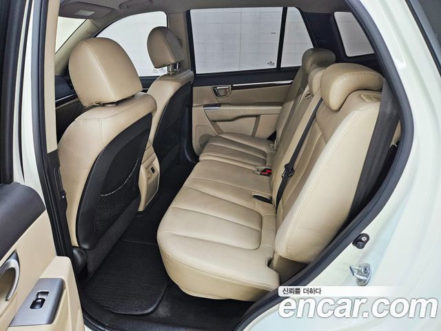 Hyundai Santafe 2011 — photo 12