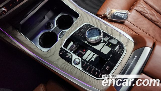 BMW X7 2023 — photo 9