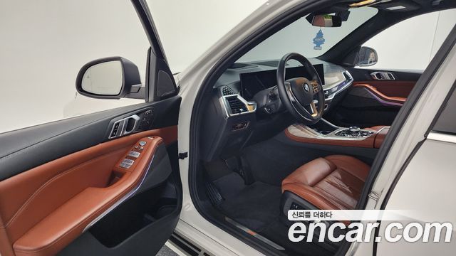 BMW X7 2023 — photo 10
