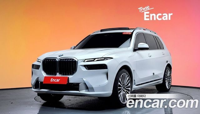 BMW X7 2023 — photo 1