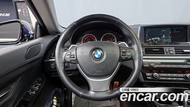 BMW 6-Series 2012 — photo 13