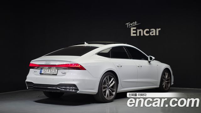 Audi A7 2020 — photo 2