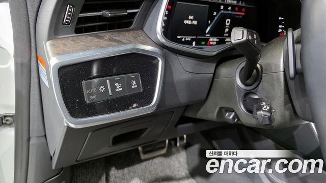 Audi A7 2020 — photo 14