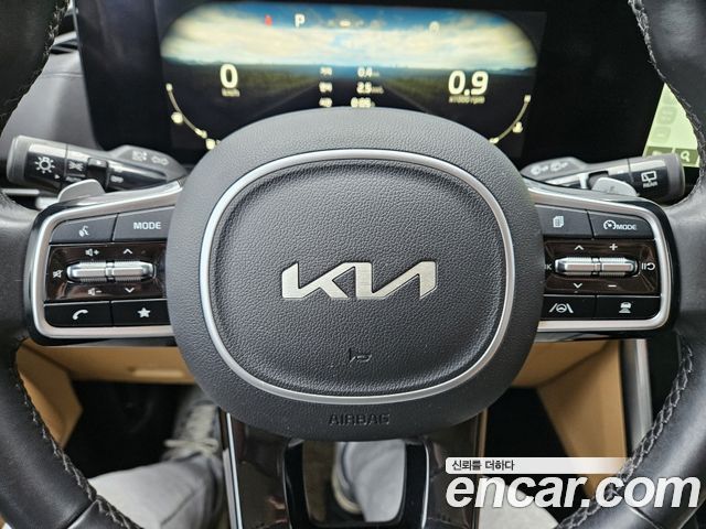 Kia Canival 2022 — photo 10