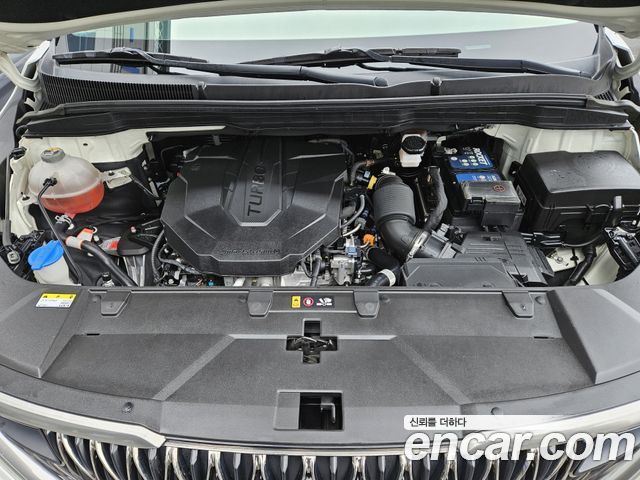 Kia Canival 2022 — photo 18
