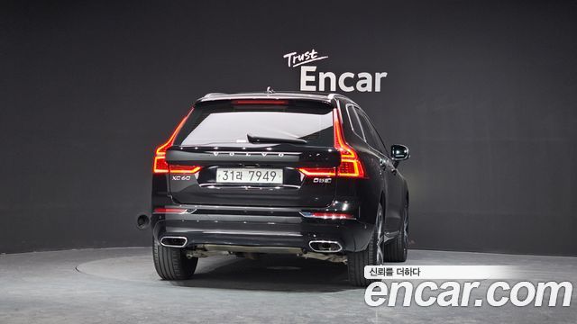 Volvo XC60 2018 — photo 4