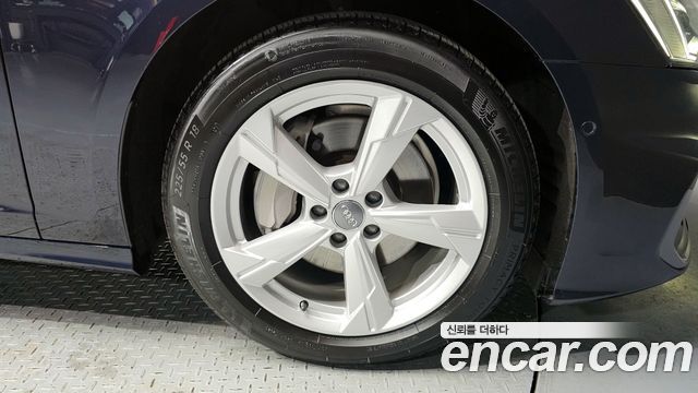 Audi A6 2020 — photo 5