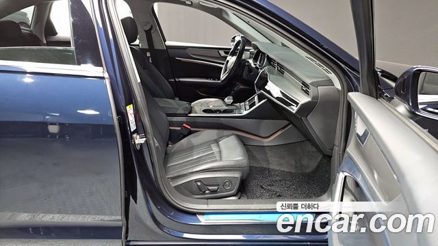 Audi A6 2020 — photo 11