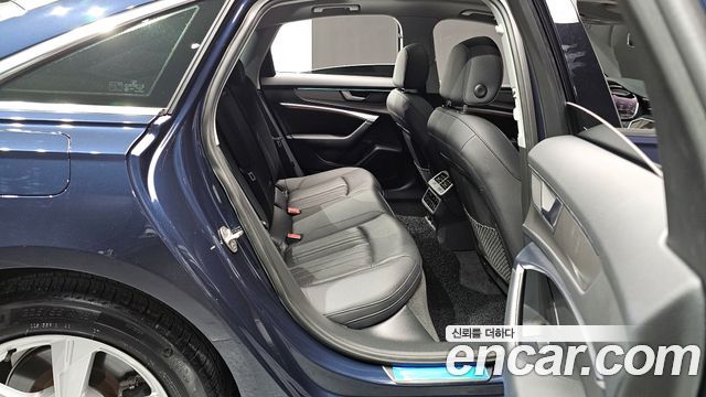 Audi A6 2020 — photo 12
