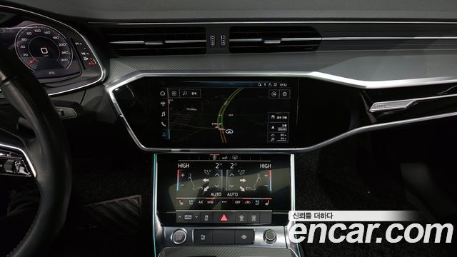 Audi A6 2020 — photo 14