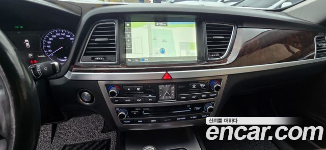 Hyundai Genesis 2015 — photo 9