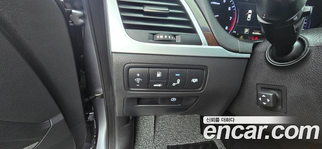 Hyundai Genesis 2015 — photo 12